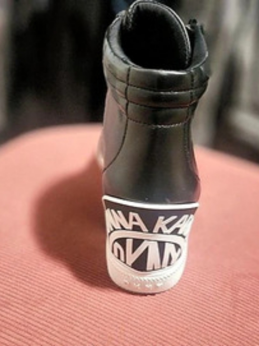KARMA Black & White Like New - Picture 3 of 3